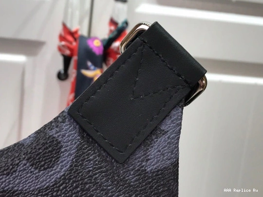 AAA Replica Ru VUITTON LOUIS BUMBAG DISCOVERY 0812